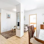 Pure Comfort - Cvita * Split