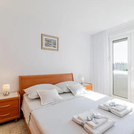 Pure Comfort - Cvita Apartment Split