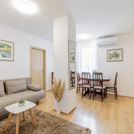 Pure Comfort - Cvita Apartment